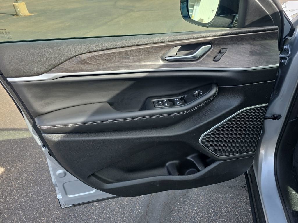 2025 Jeep Grand Cherokee 4xe Base