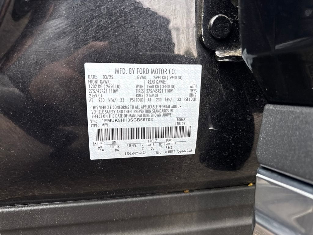 2025 Ford Explorer Platinum