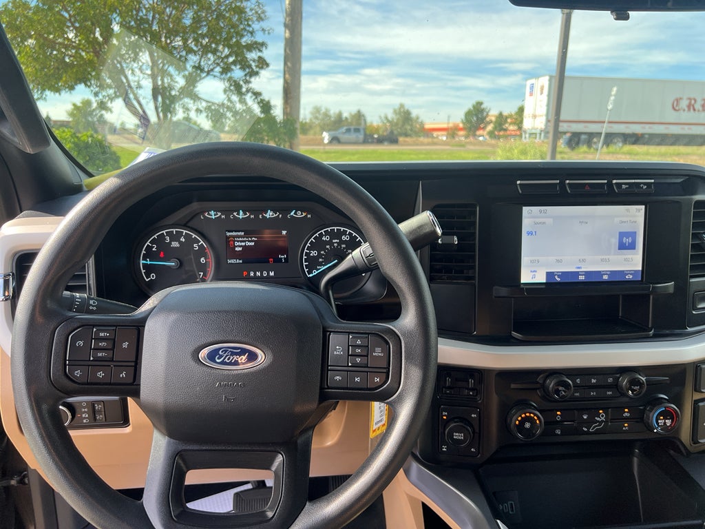 2024 Ford Super Duty F-350 SRW XL