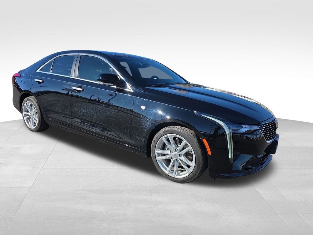 2023 Cadillac CT4 Luxury