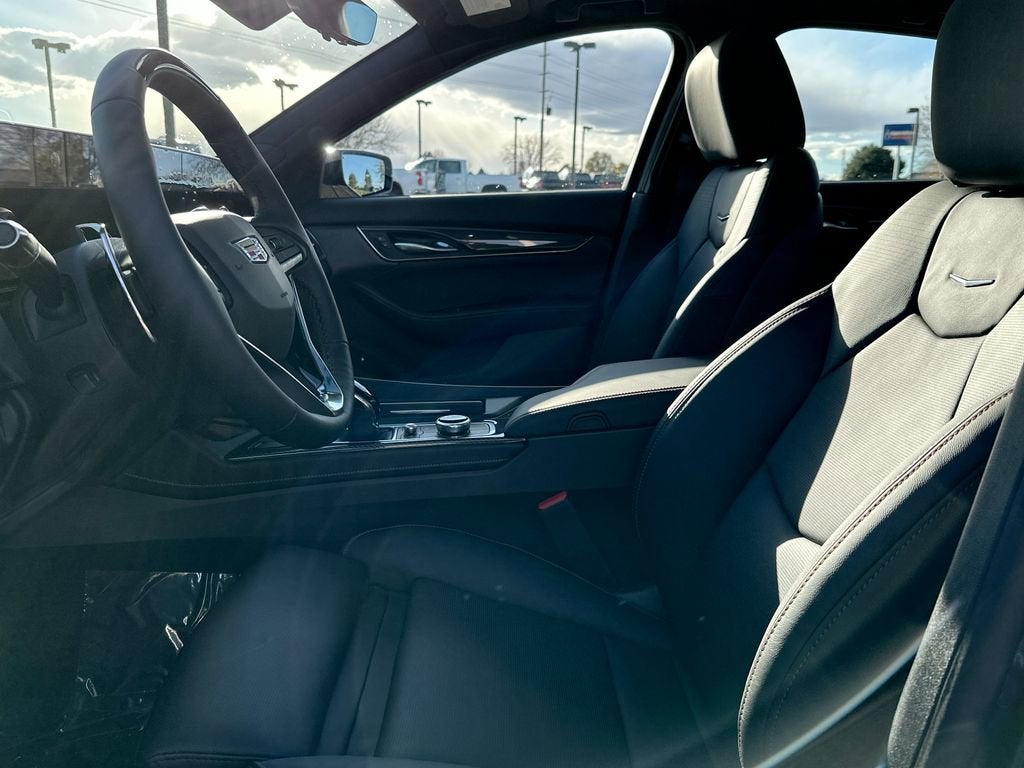 2025 Cadillac CT5 Sport