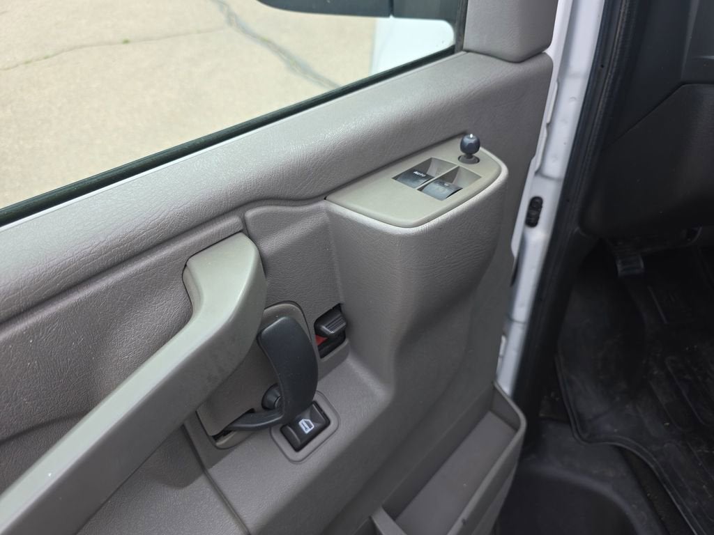 2019 Chevrolet Express Passenger 3500 LT