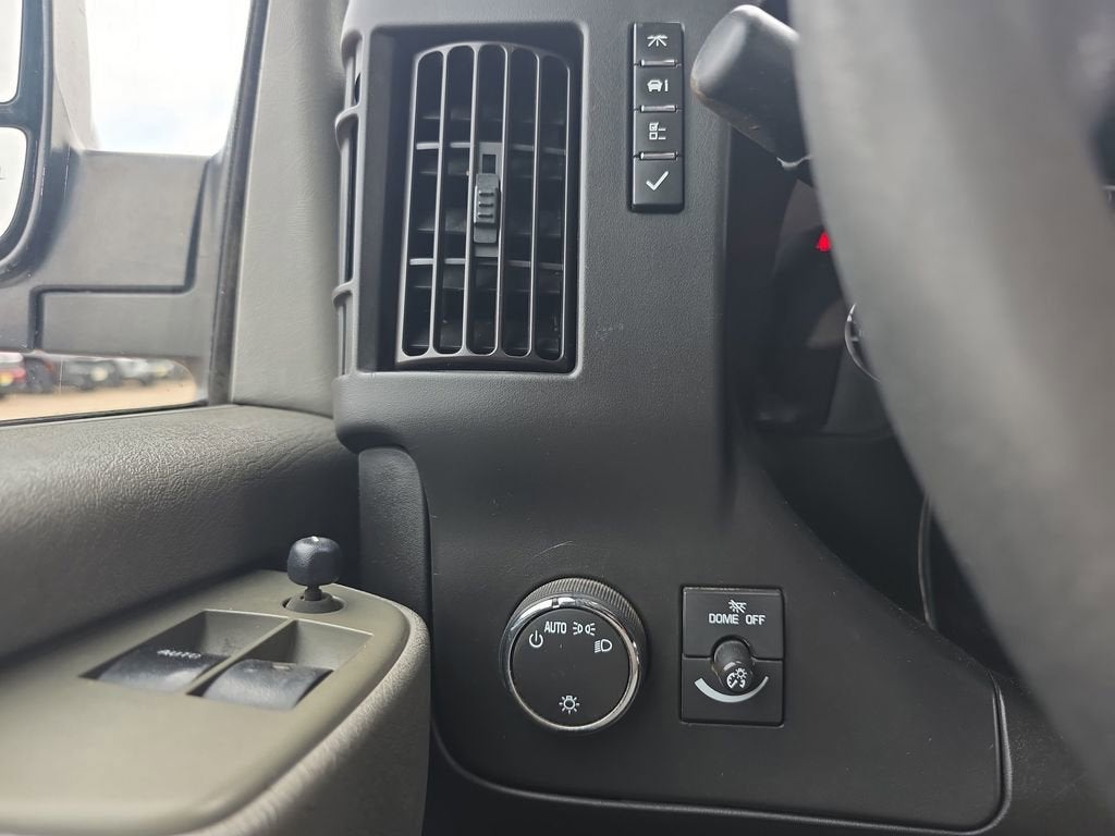 2019 Chevrolet Express Passenger 3500 LT