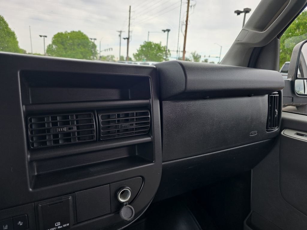 2019 Chevrolet Express Passenger 3500 LT