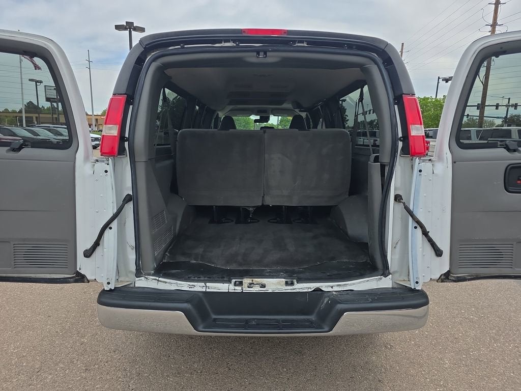 2019 Chevrolet Express Passenger 3500 LT