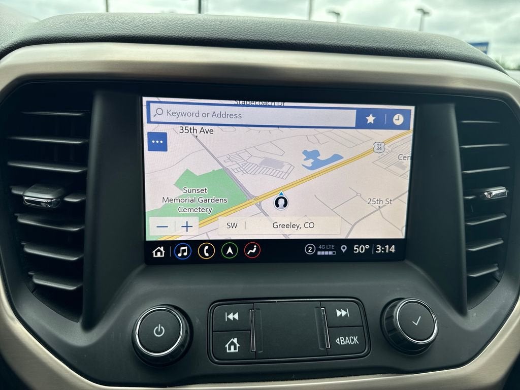 2023 GMC Acadia Denali