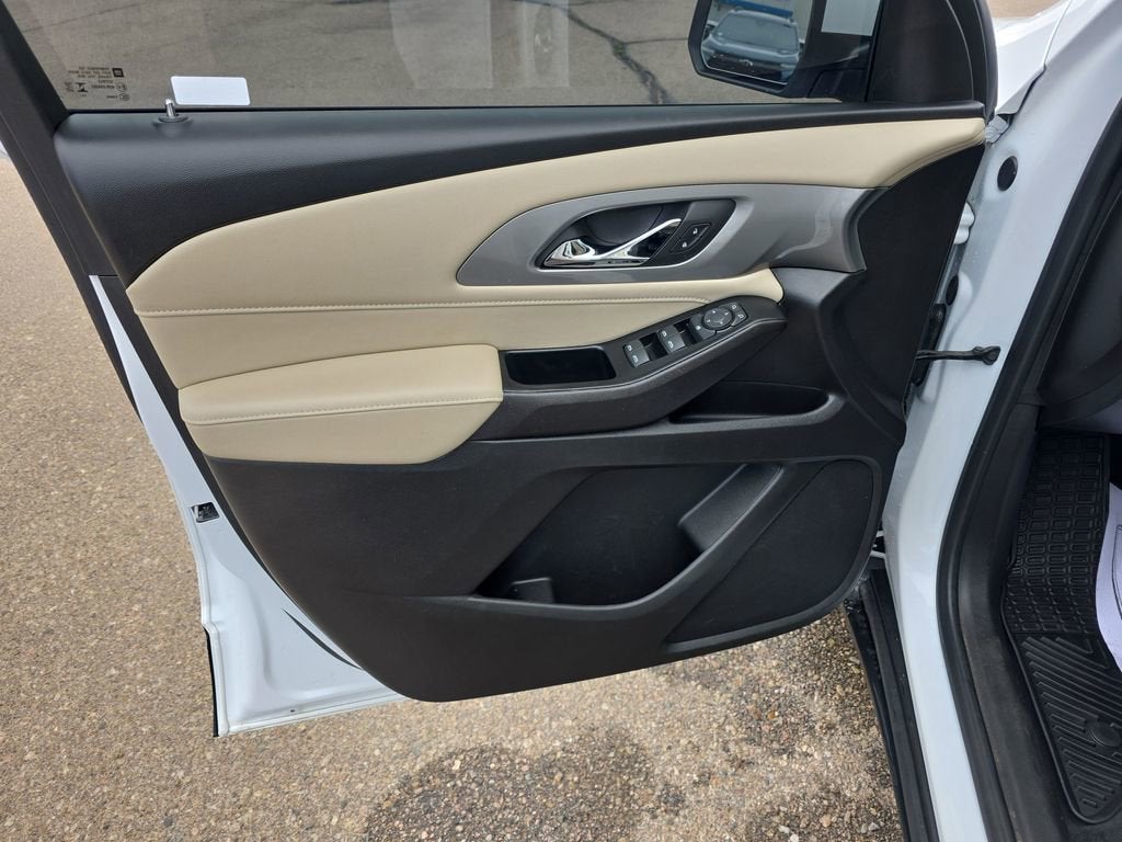 2024 Chevrolet Traverse Limited LS