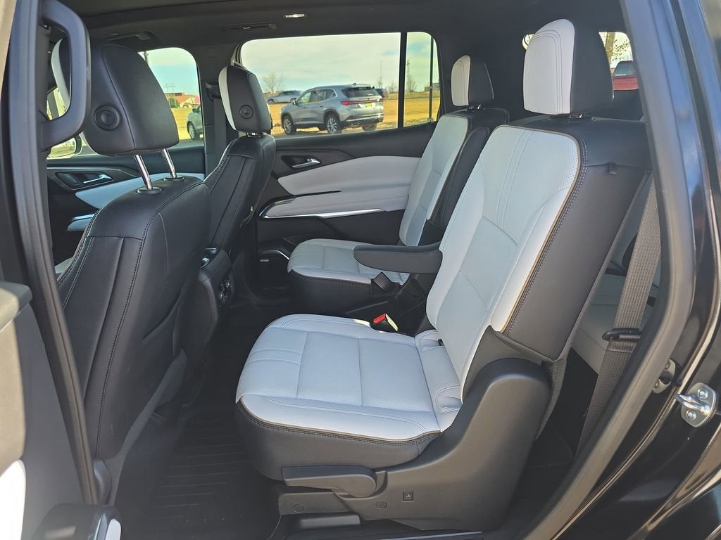 2025 Chevrolet Traverse High Country