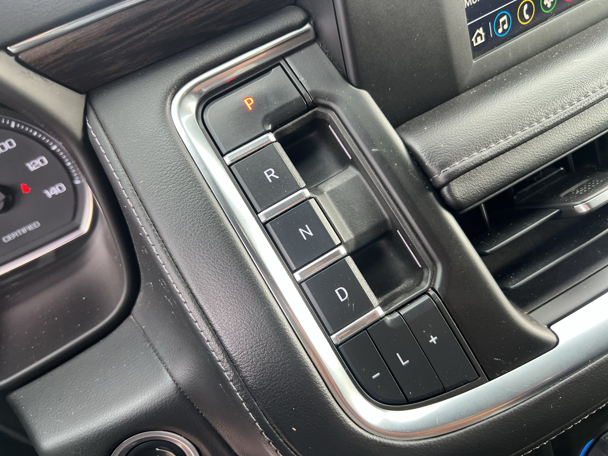 2022 Chevrolet Tahoe Commercial