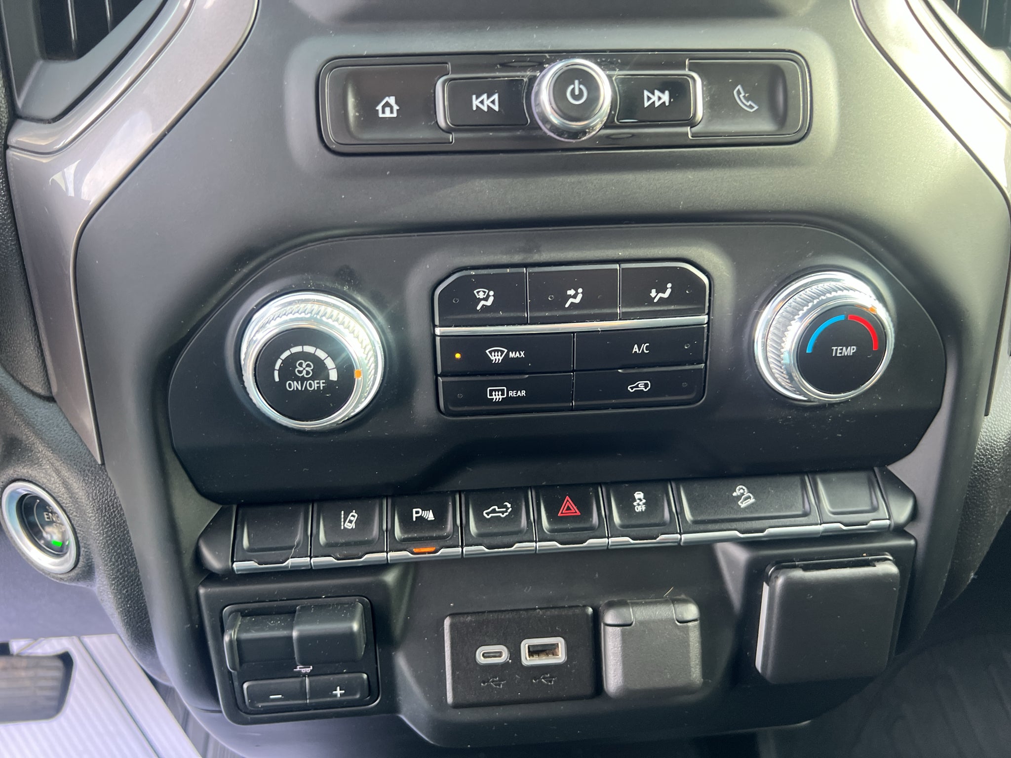 2024 GMC Sierra 2500 HD Pro