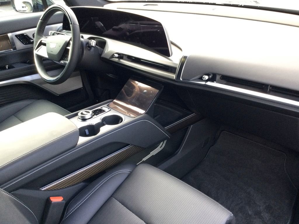 2026 Cadillac VISTIQ Luxury