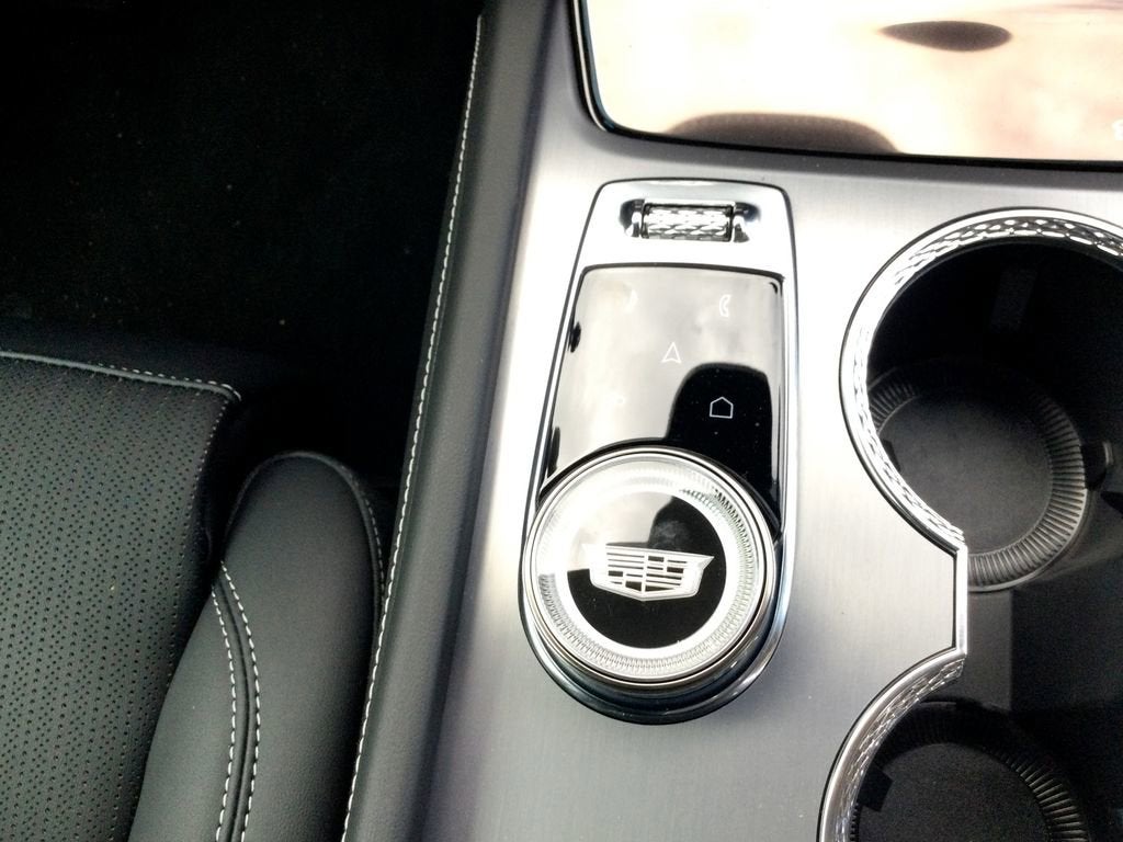 2026 Cadillac VISTIQ Luxury