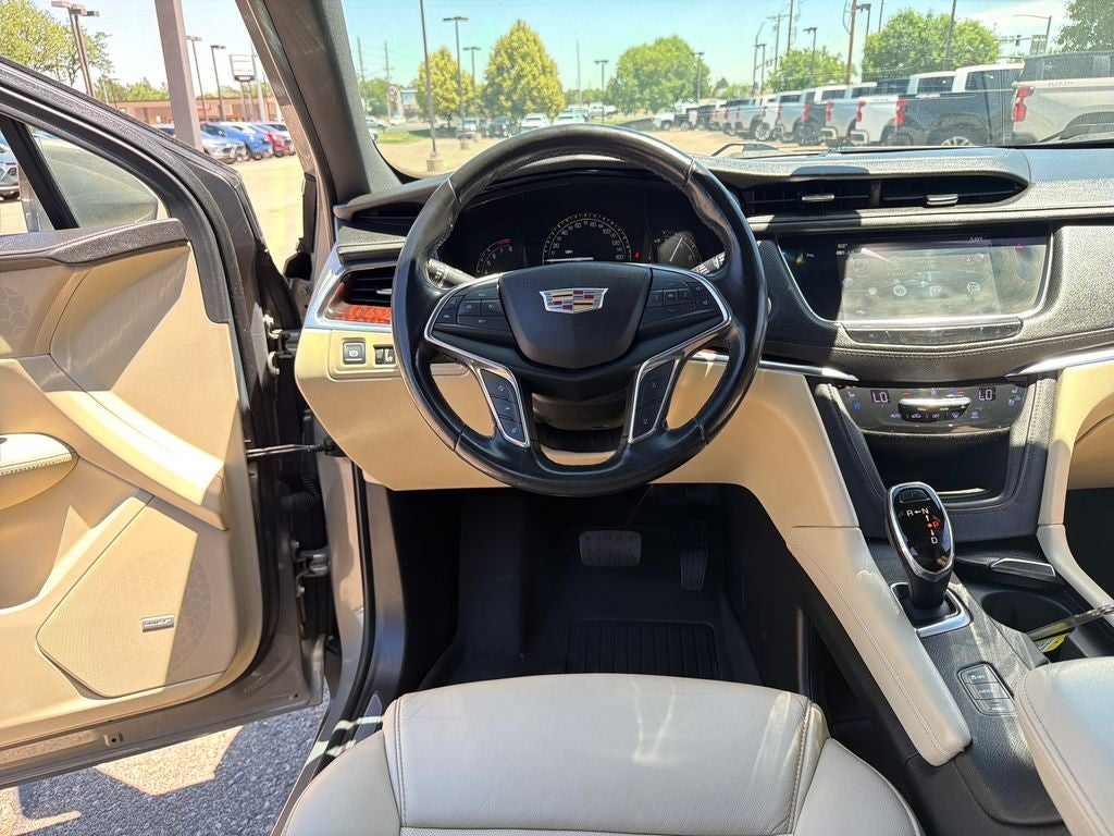 2019 Cadillac XT5 Premium Luxury AWD