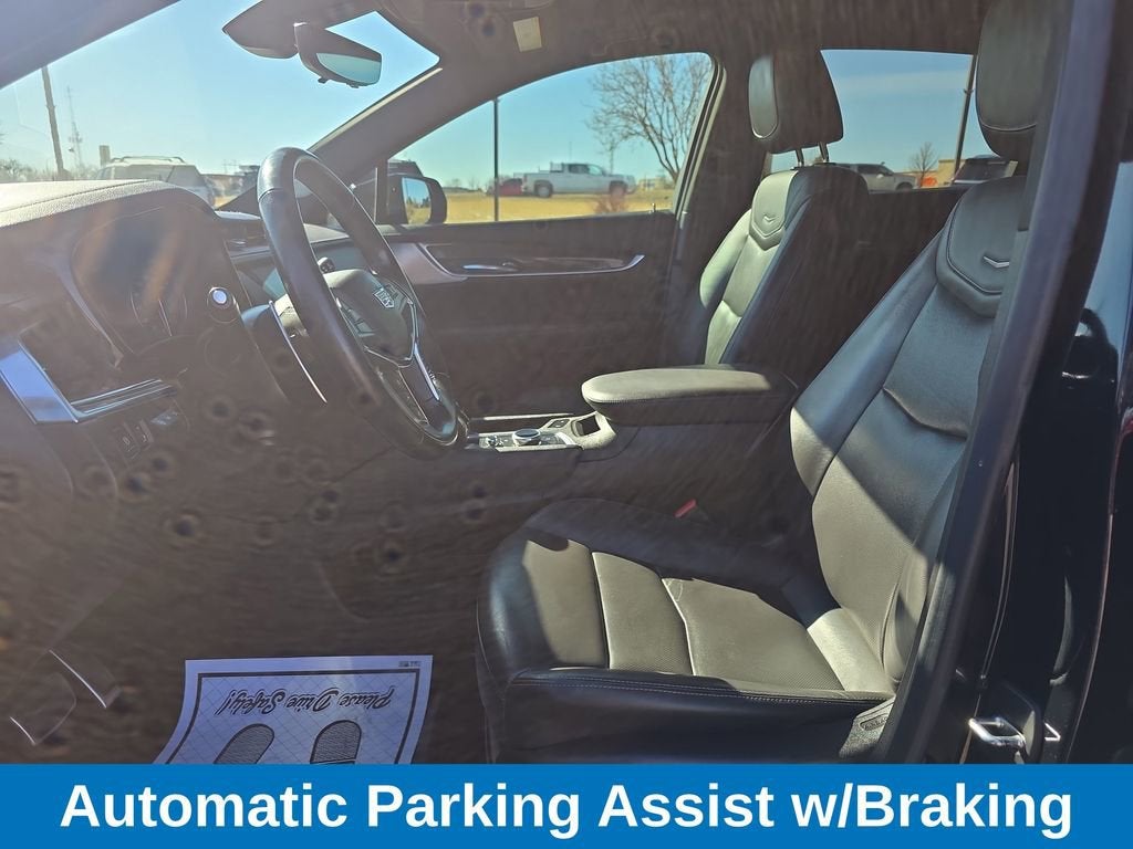 2021 Cadillac XT5 Sport