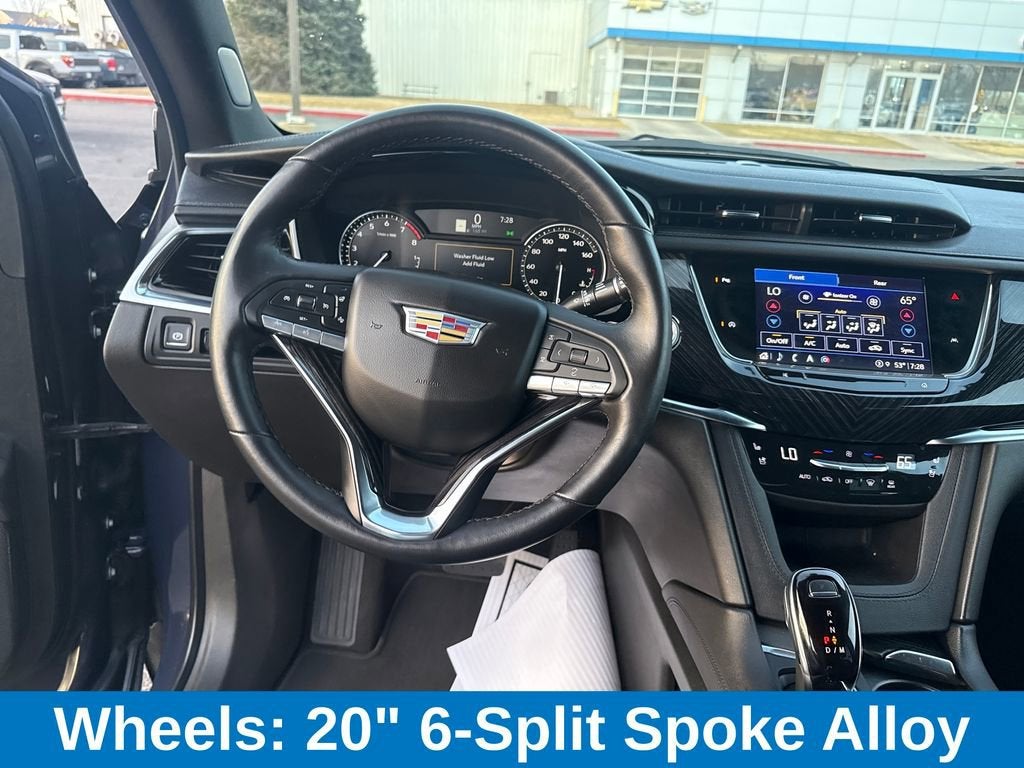 2025 Cadillac XT6 Premium Luxury