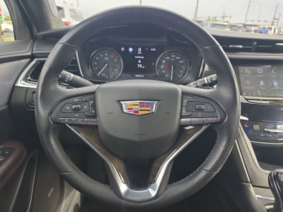 2023 Cadillac XT6 Premium Luxury