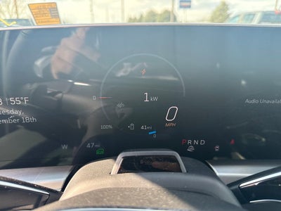 2025 Cadillac LYRIQ Luxury 2