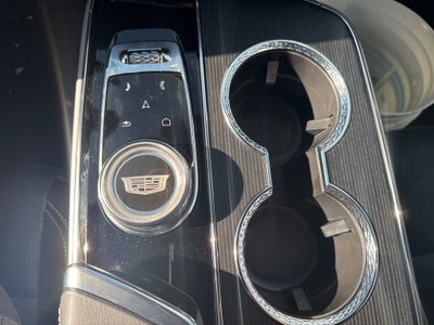 2025 Cadillac LYRIQ Luxury 2