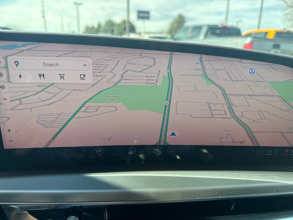 2025 Cadillac LYRIQ Luxury 2