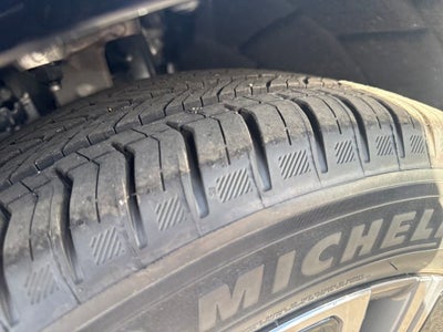 2025 Cadillac LYRIQ Luxury 2