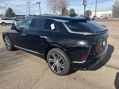 2025 Cadillac LYRIQ Luxury 2