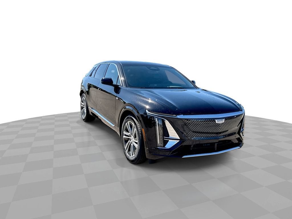 2025 Cadillac LYRIQ Luxury 2