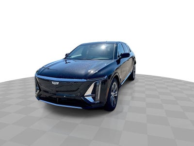 2025 Cadillac LYRIQ Luxury 2