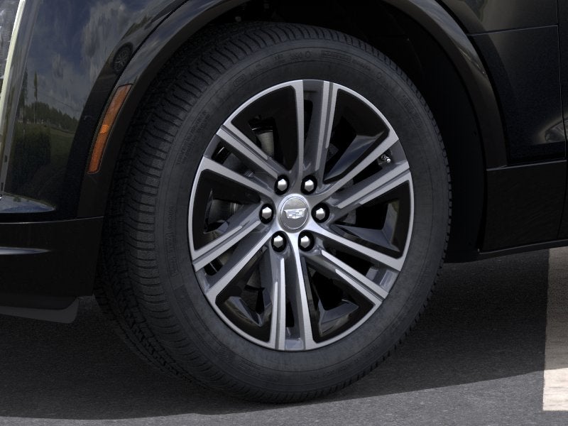 2025 Cadillac LYRIQ Luxury 2
