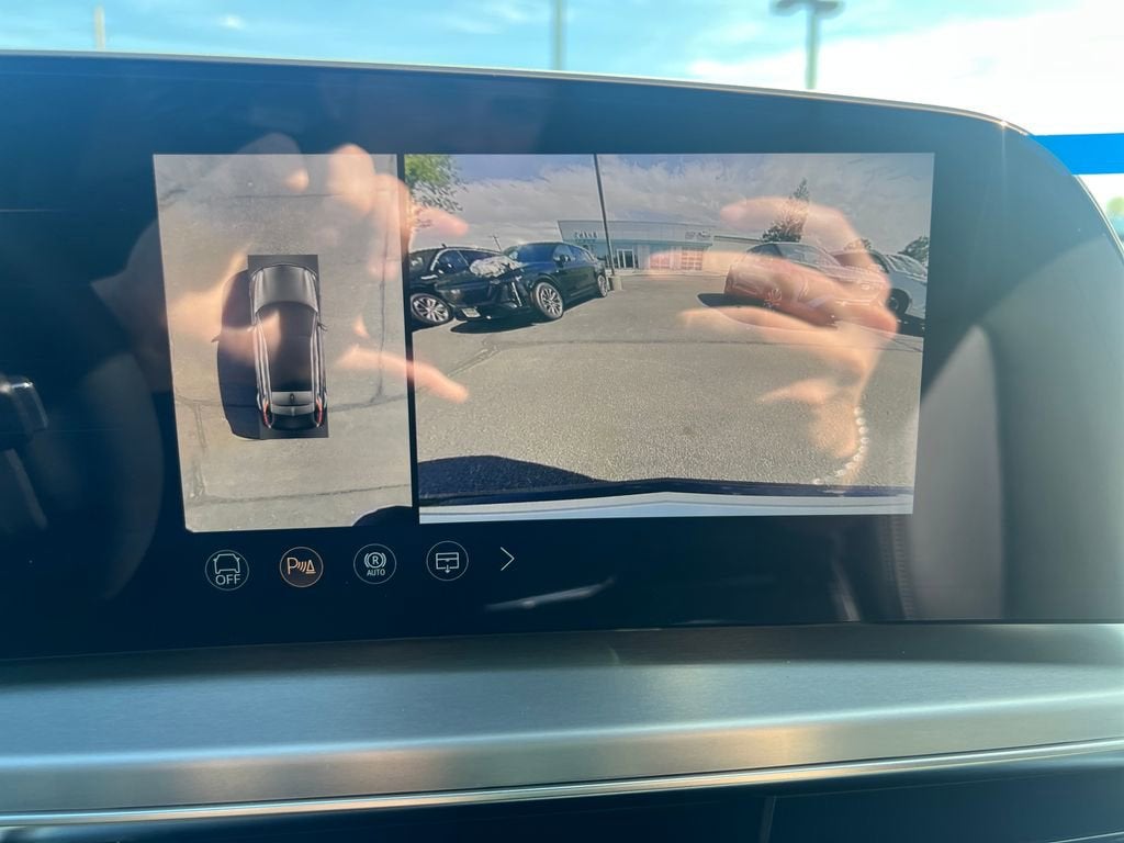 2026 Cadillac LYRIQ Sport