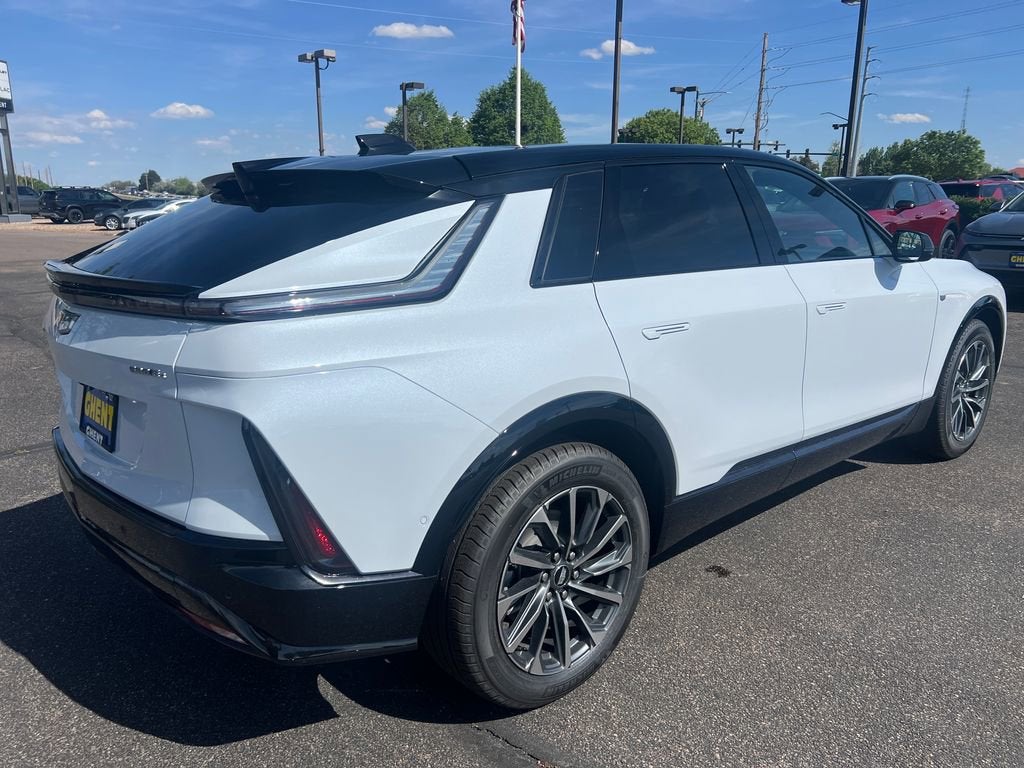 2026 Cadillac LYRIQ Sport