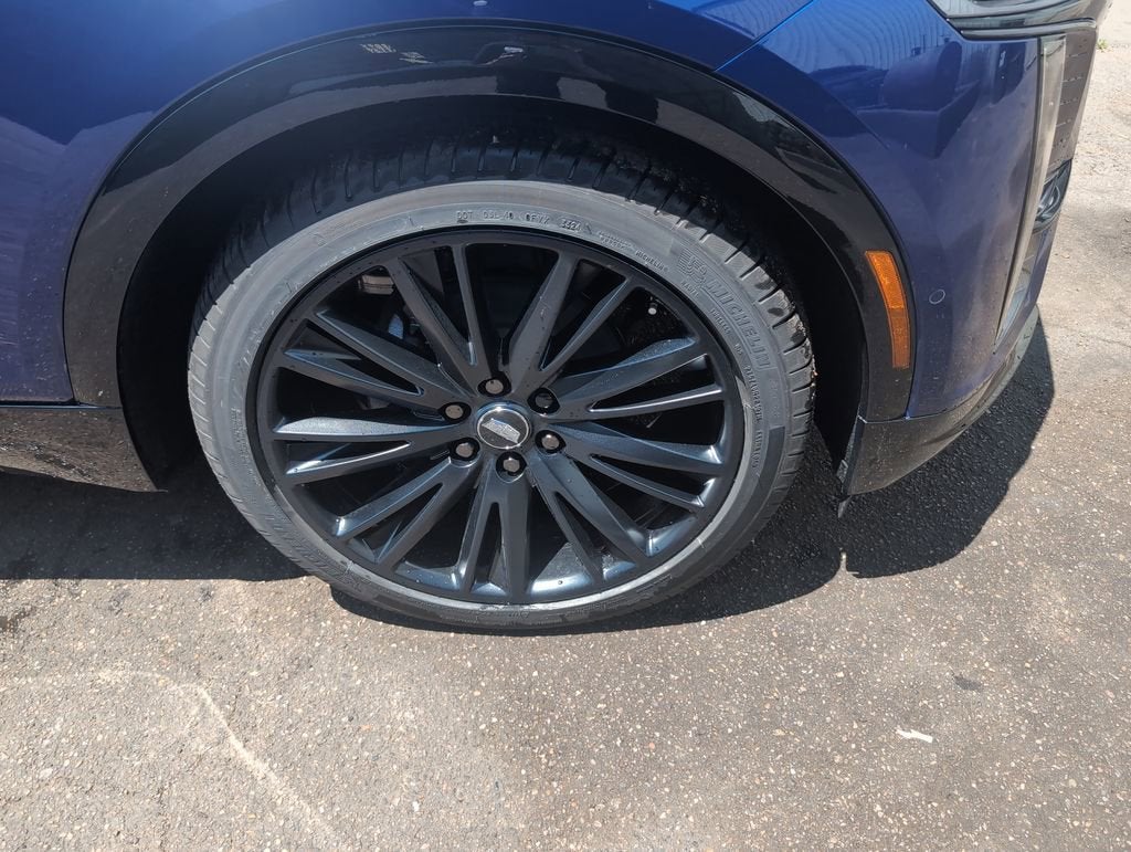 2025 Cadillac LYRIQ Sport 2