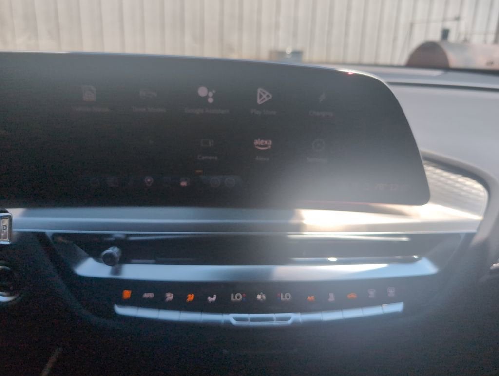 2025 Cadillac LYRIQ Sport 2