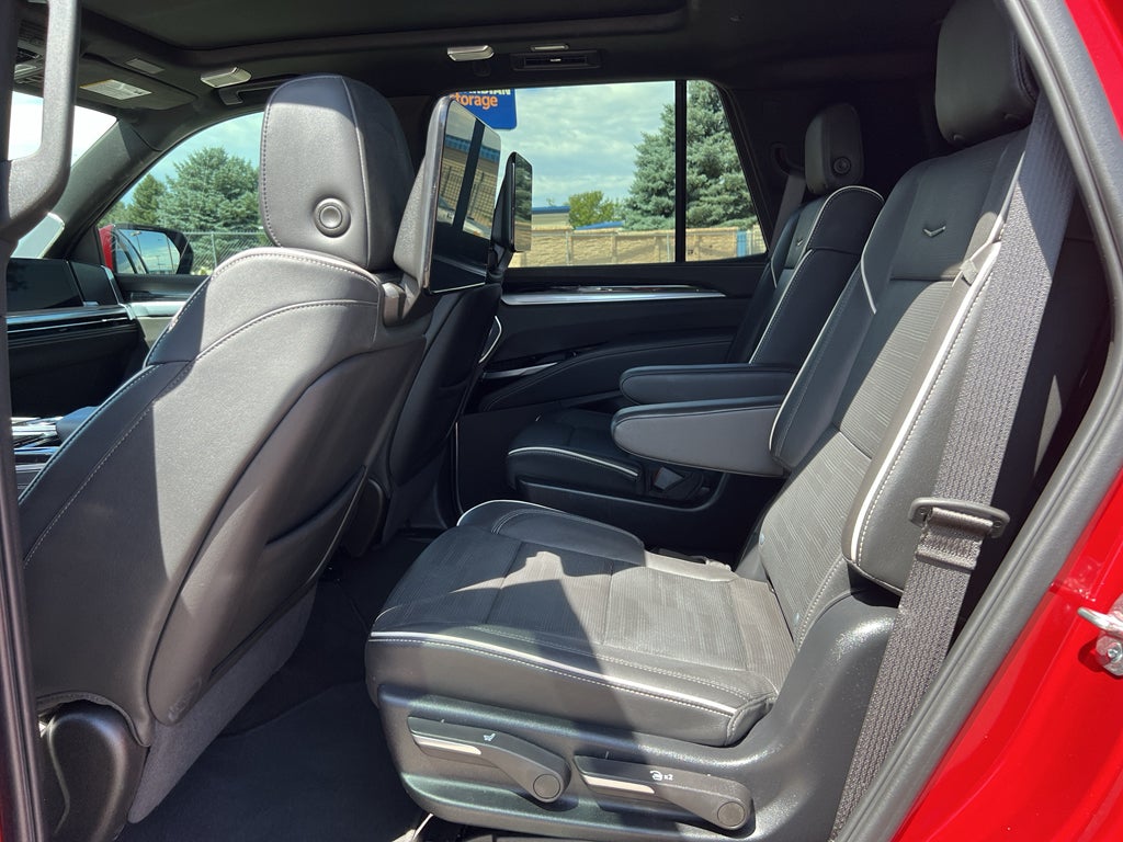 2025 Cadillac Escalade Sport