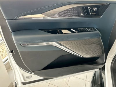 2025 Cadillac ESCALADE IQ Sport 2