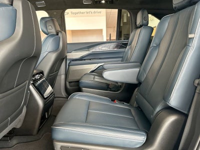 2025 Cadillac ESCALADE IQ Sport 2