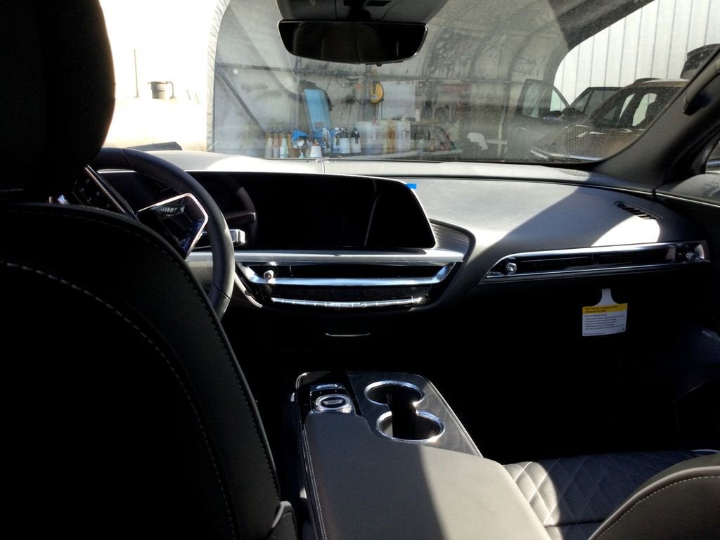 2026 Cadillac LYRIQ V-Series Premium