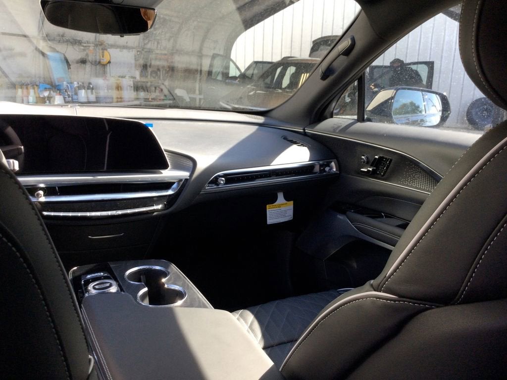 2026 Cadillac LYRIQ V-Series Premium