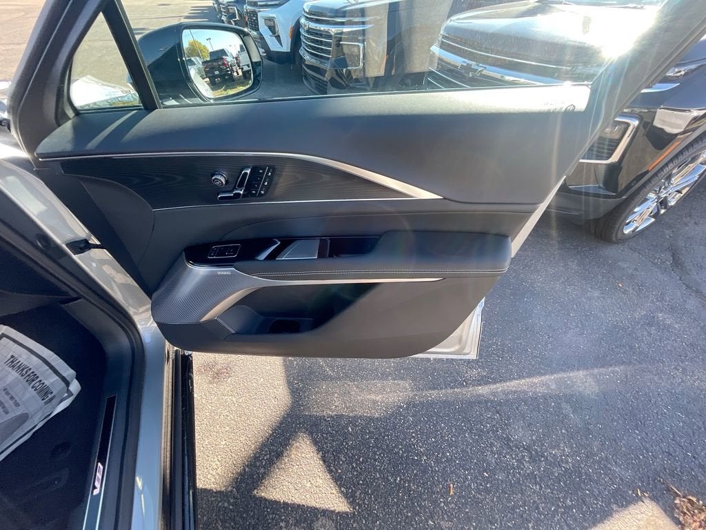 2026 Cadillac LYRIQ V-Series