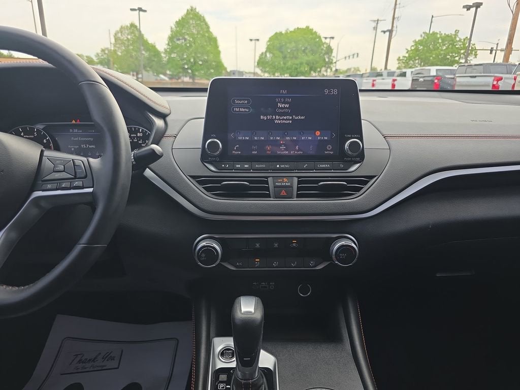 2022 Nissan Altima 2.5 SR
