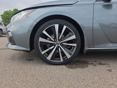 2022 Nissan Altima 2.5 SR