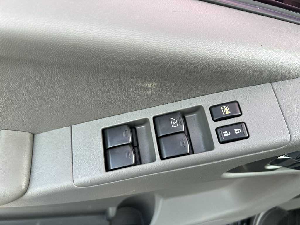 2012 Nissan Frontier SV