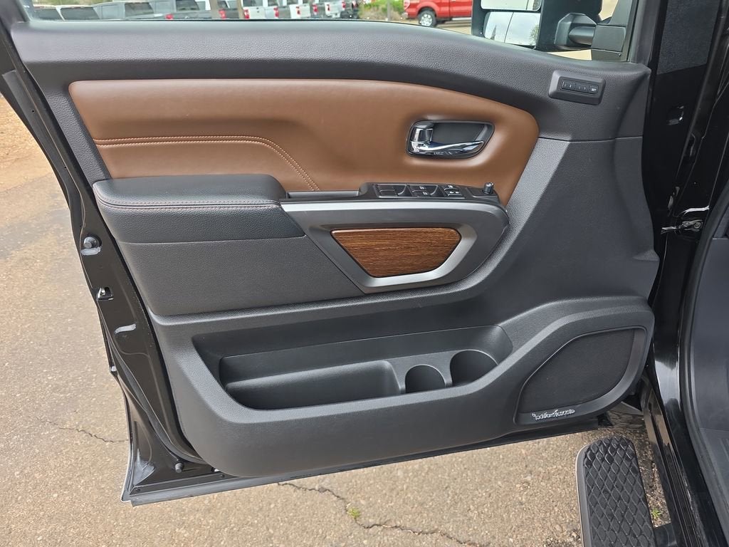 2017 Nissan Titan XD Platinum Reserve