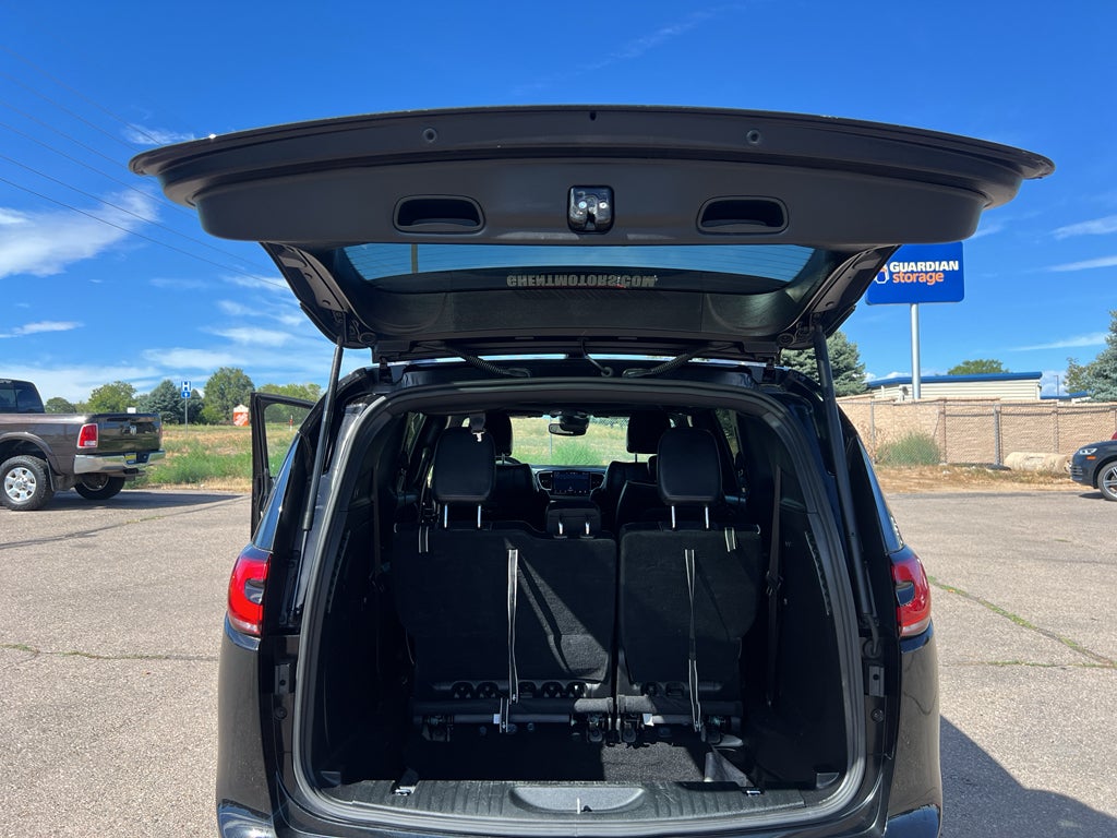 2025 Chrysler Pacifica Limited