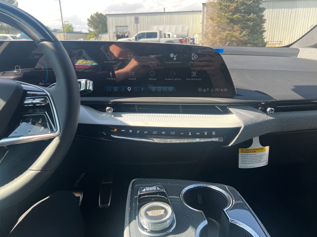 2026 Cadillac OPTIQ Luxury