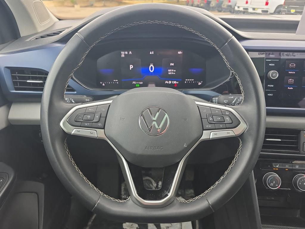 2023 Volkswagen Taos SE