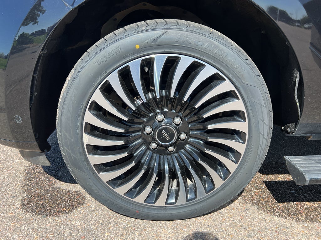 2019 Lincoln Navigator Black Label