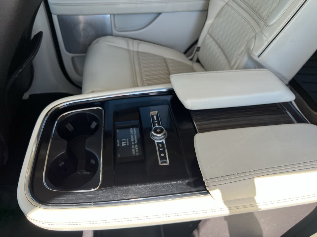 2019 Lincoln Navigator Black Label