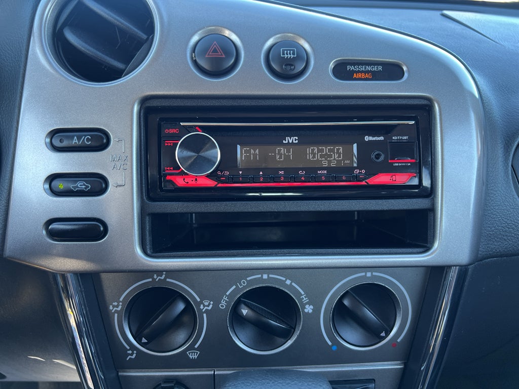 2008 Pontiac Vibe Base