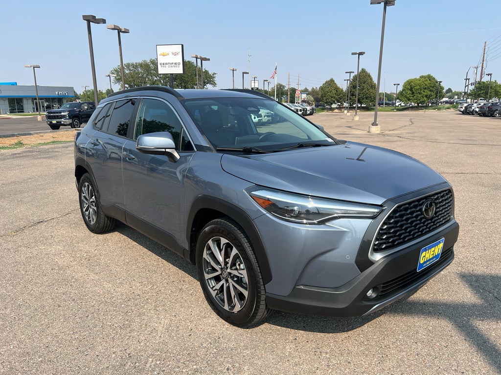 2023 Toyota Corolla Cross XLE
