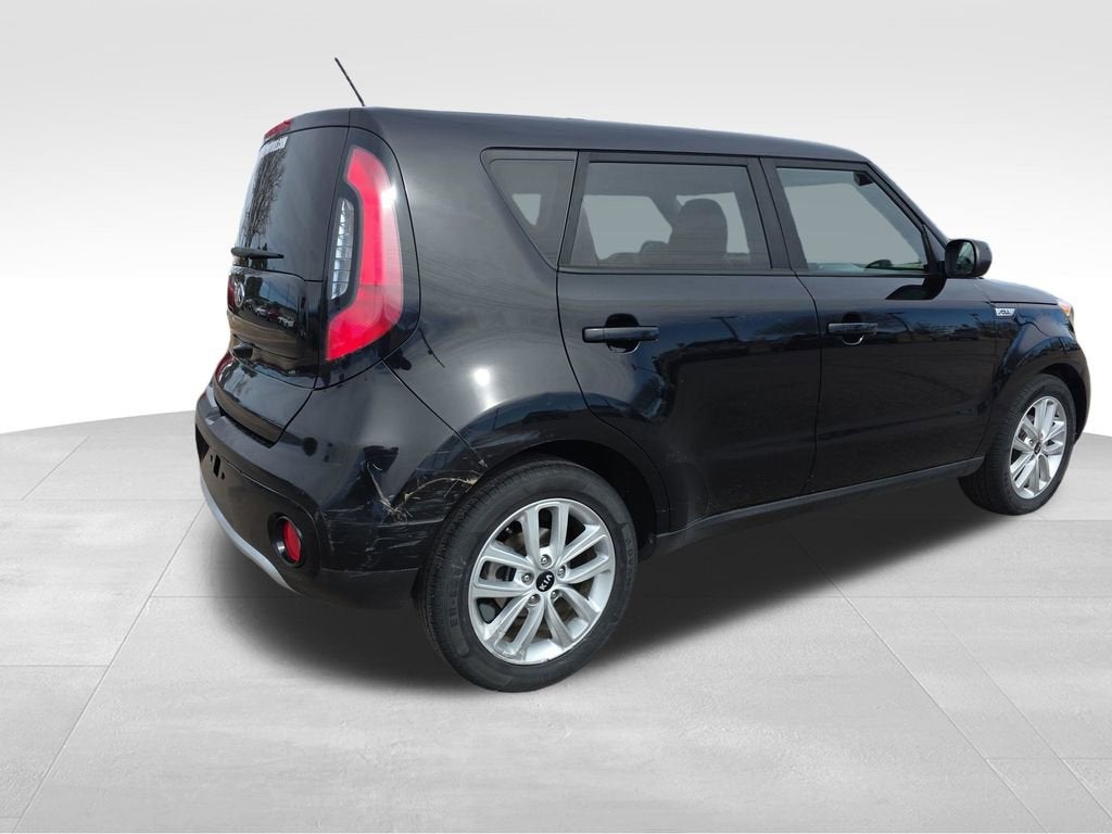 2017 Kia Soul +